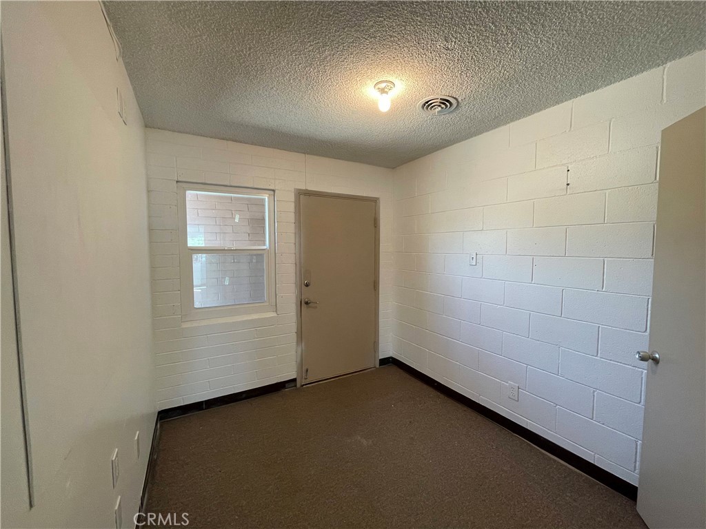 180 W Live Oak Avenue