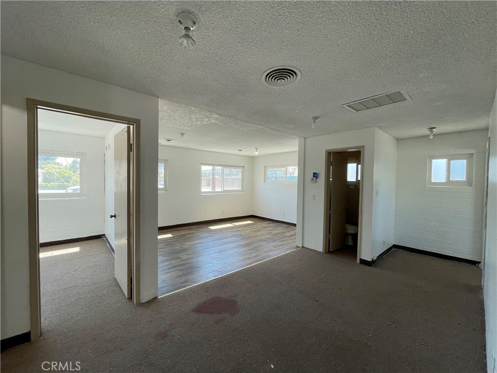 180 W Live Oak Avenue