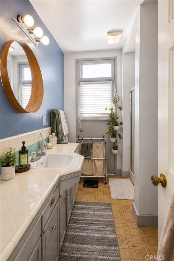 44 N Berkeley Avenue