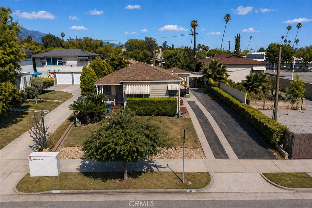 44 N Berkeley Avenue