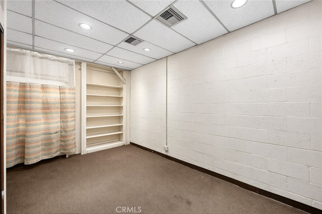 166 W Live Oak Avenue