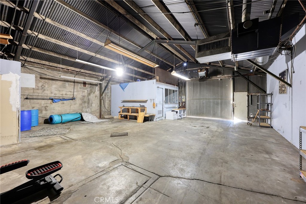 166 W Live Oak Avenue