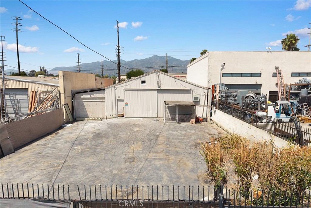 166 W Live Oak Avenue