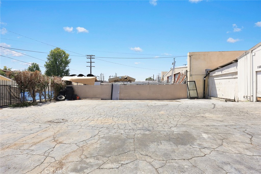 166 W Live Oak Avenue
