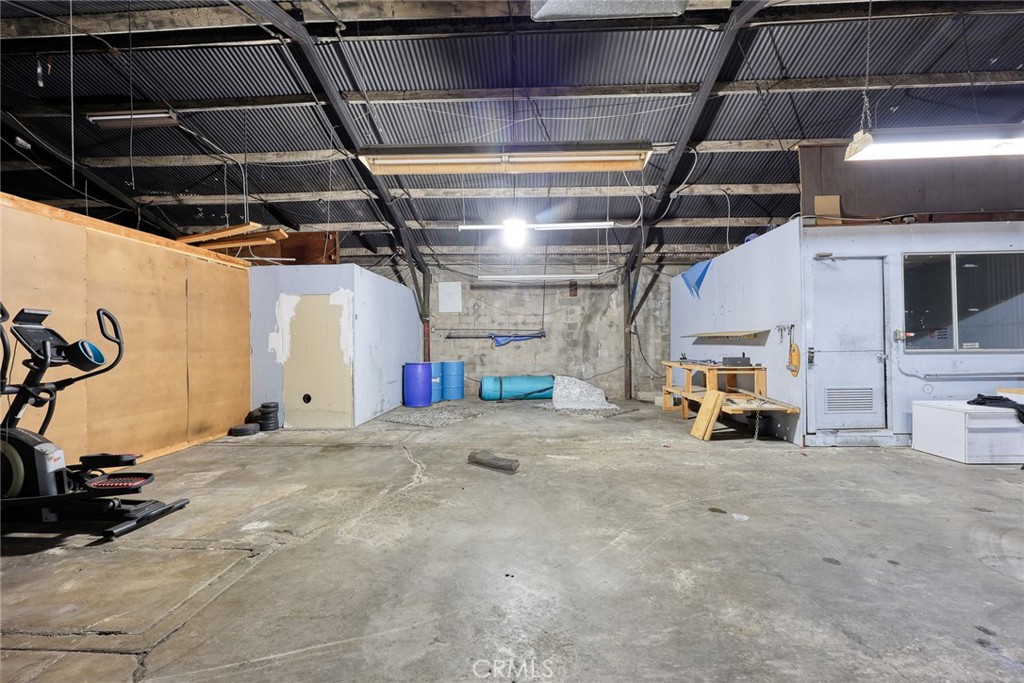 166 W Live Oak Avenue