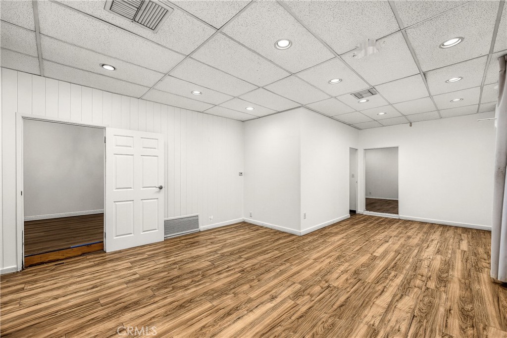 166 W Live Oak Avenue