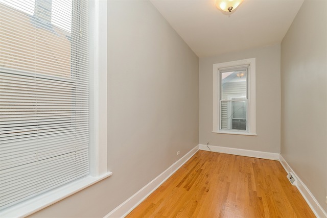 1259 W Fry Street Unit: 2S