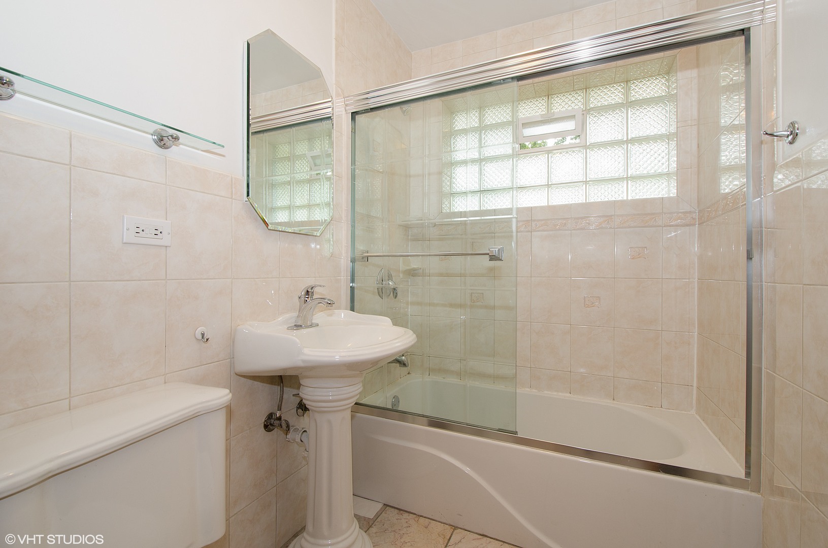 7255 N Keating Avenue