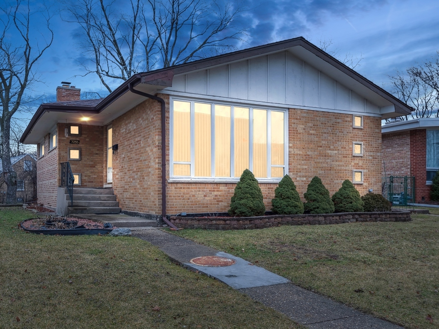 7255 N Keating Avenue