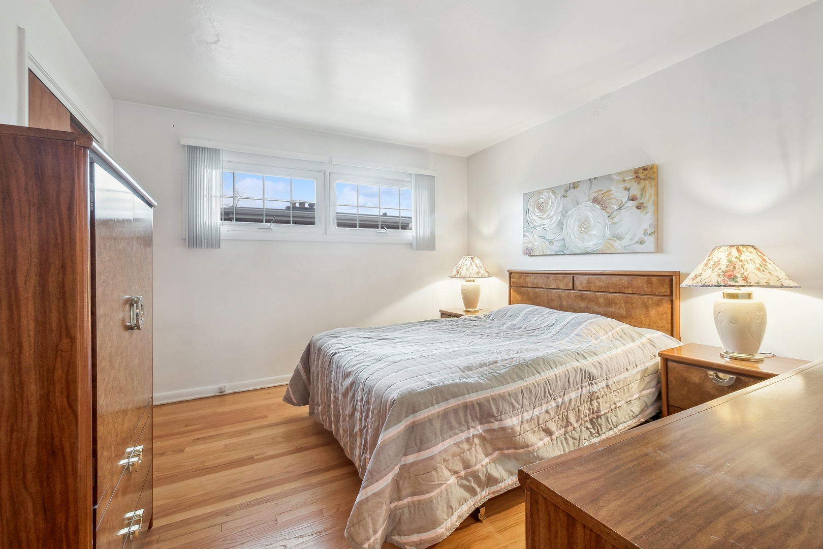 7255 N Keating Avenue