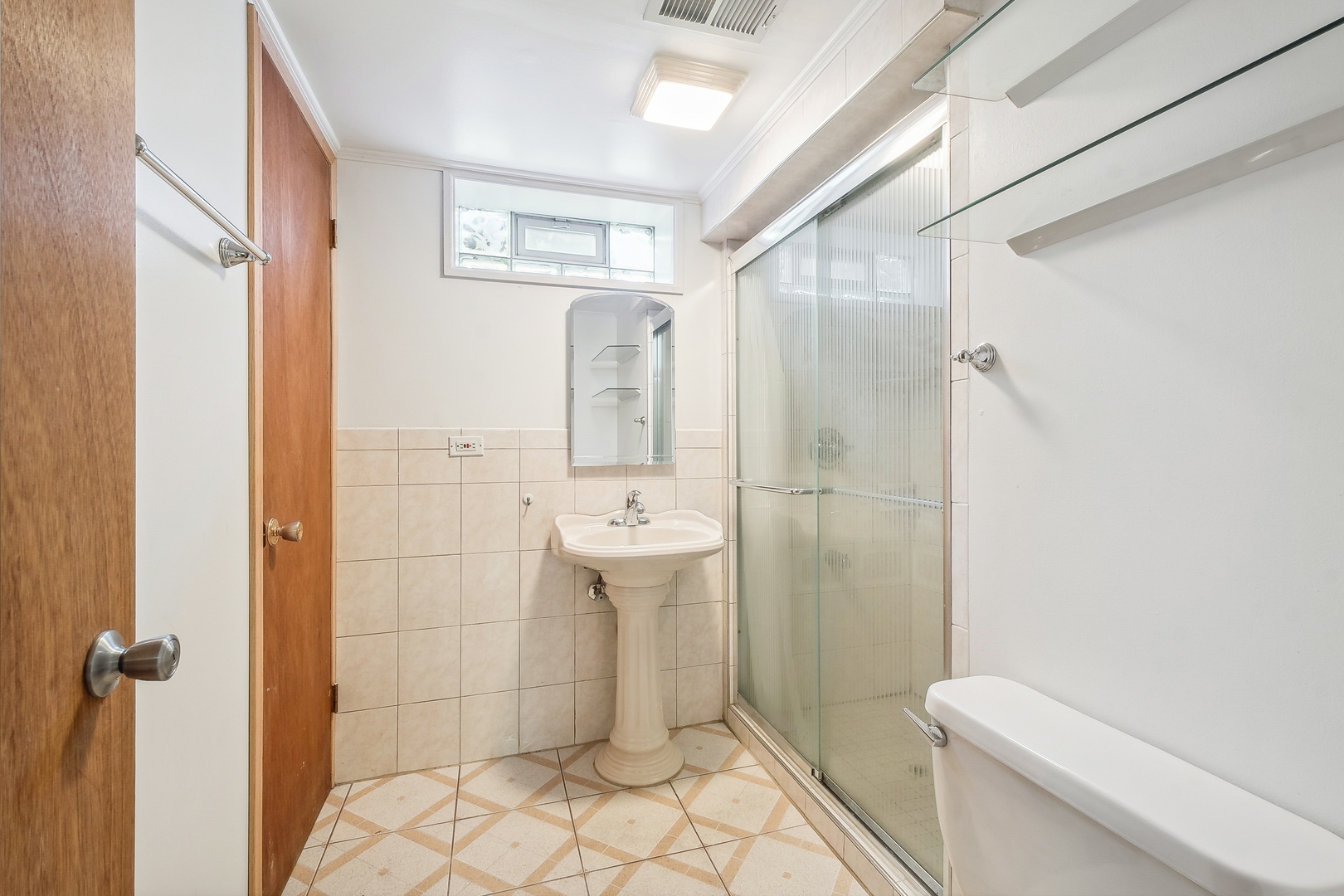 7255 N Keating Avenue