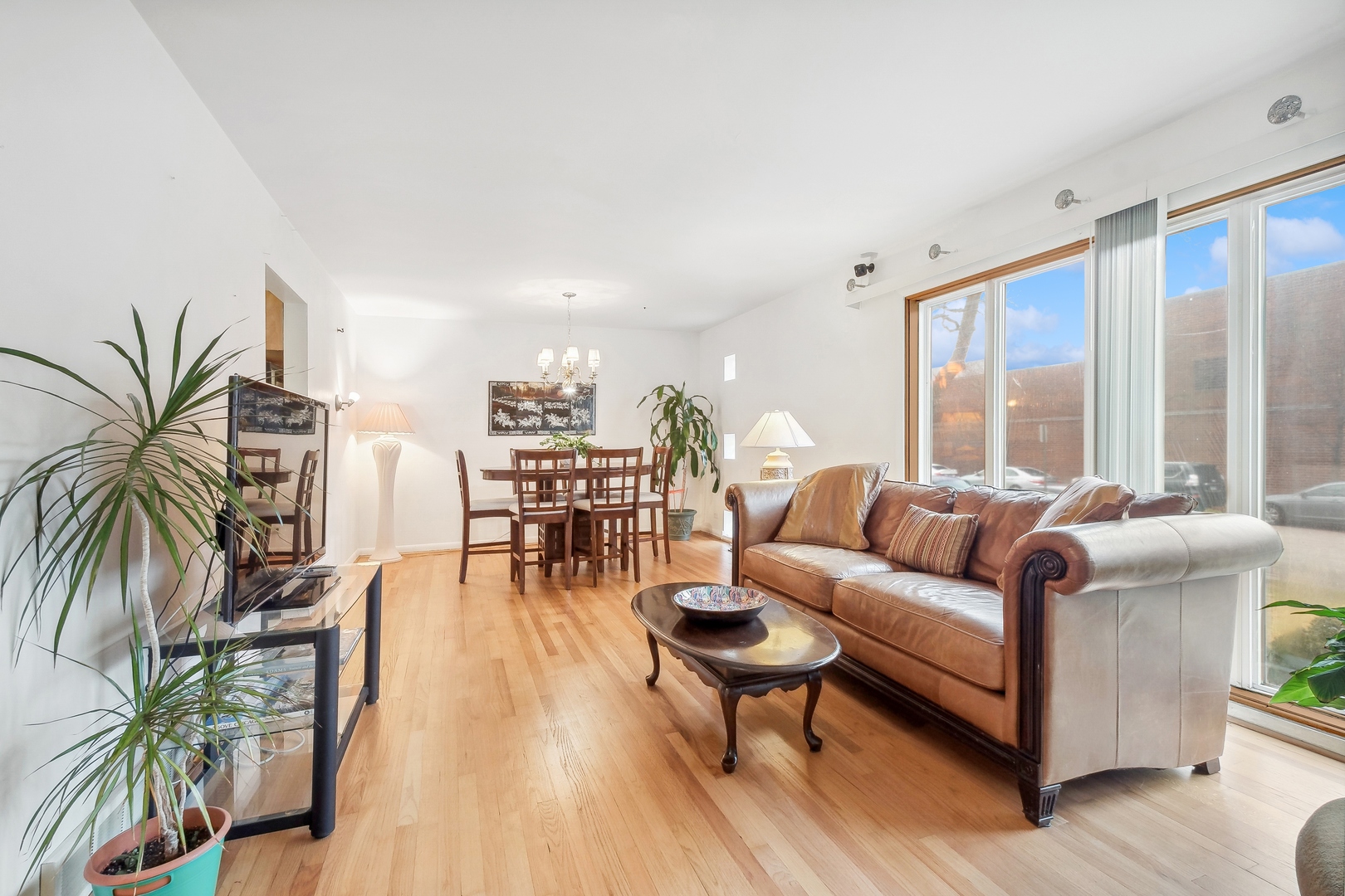 7255 N Keating Avenue