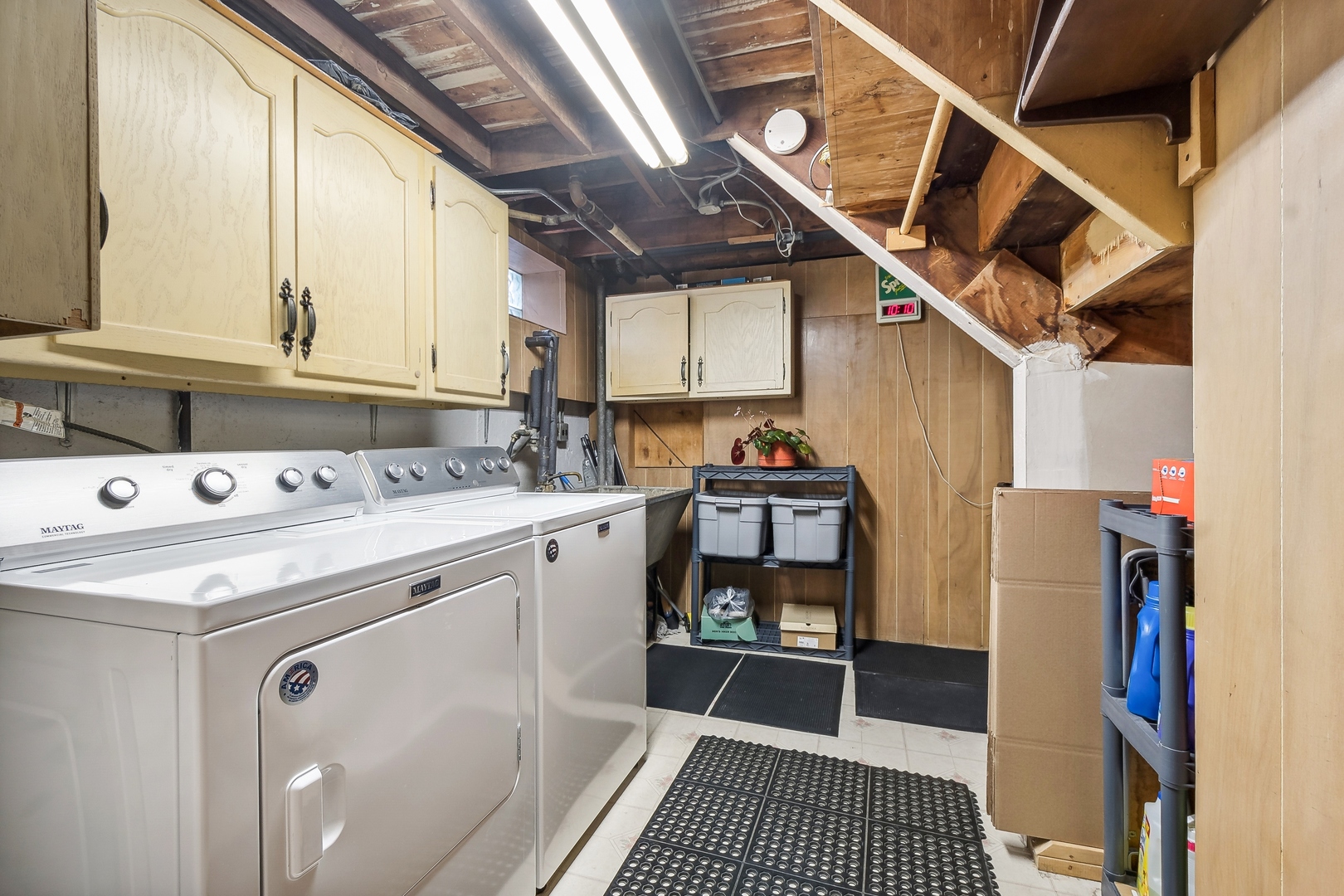 7255 N Keating Avenue