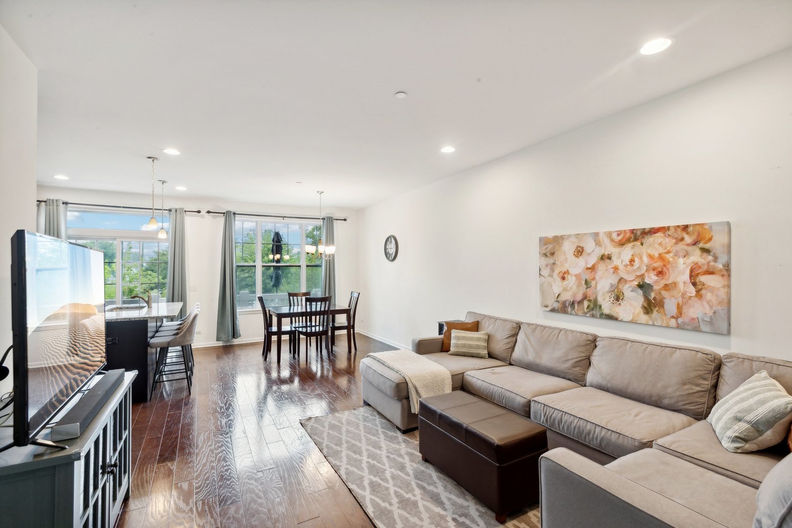 310 Capulina Court