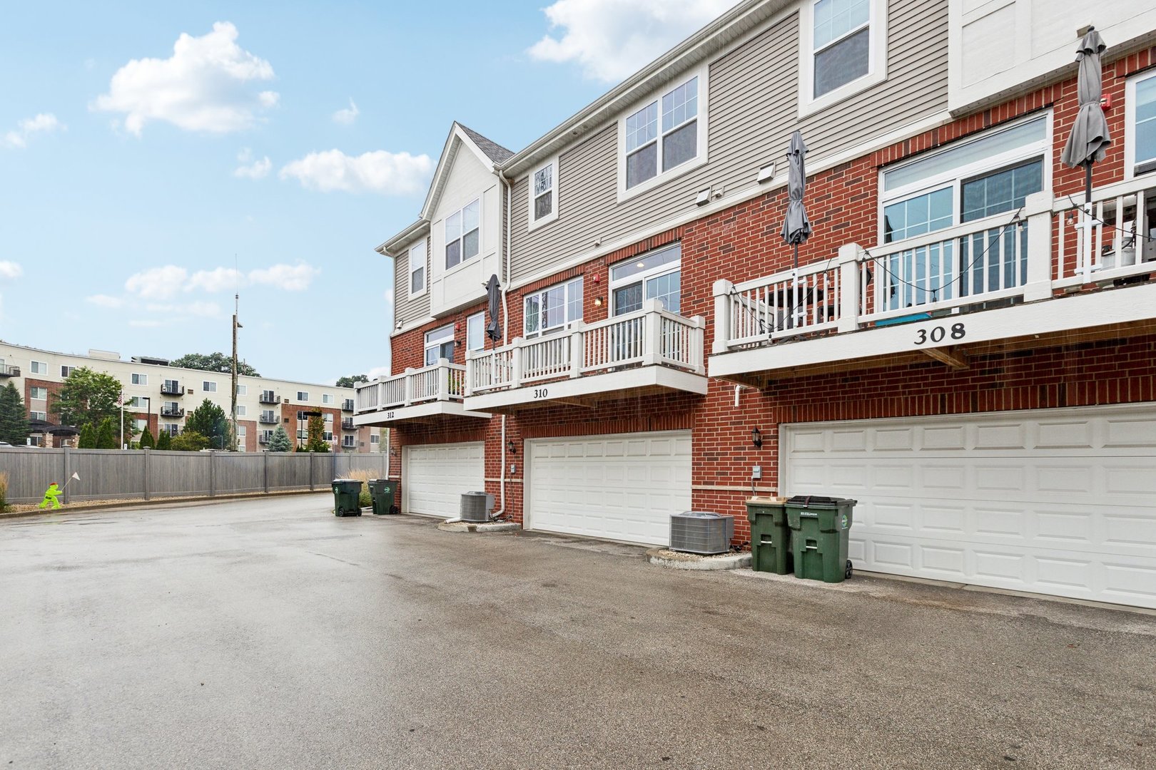 310 Capulina Court