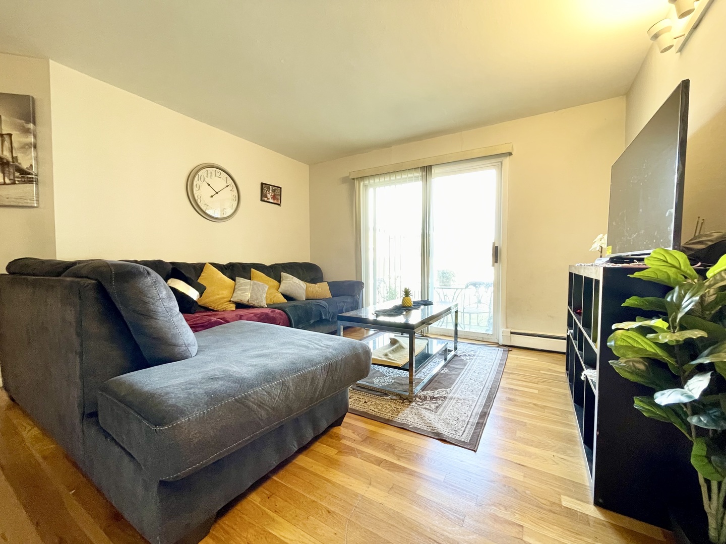 8840 N Western Avenue Unit: 107G