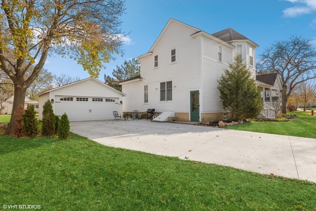502 W Washington Street Unit: 2