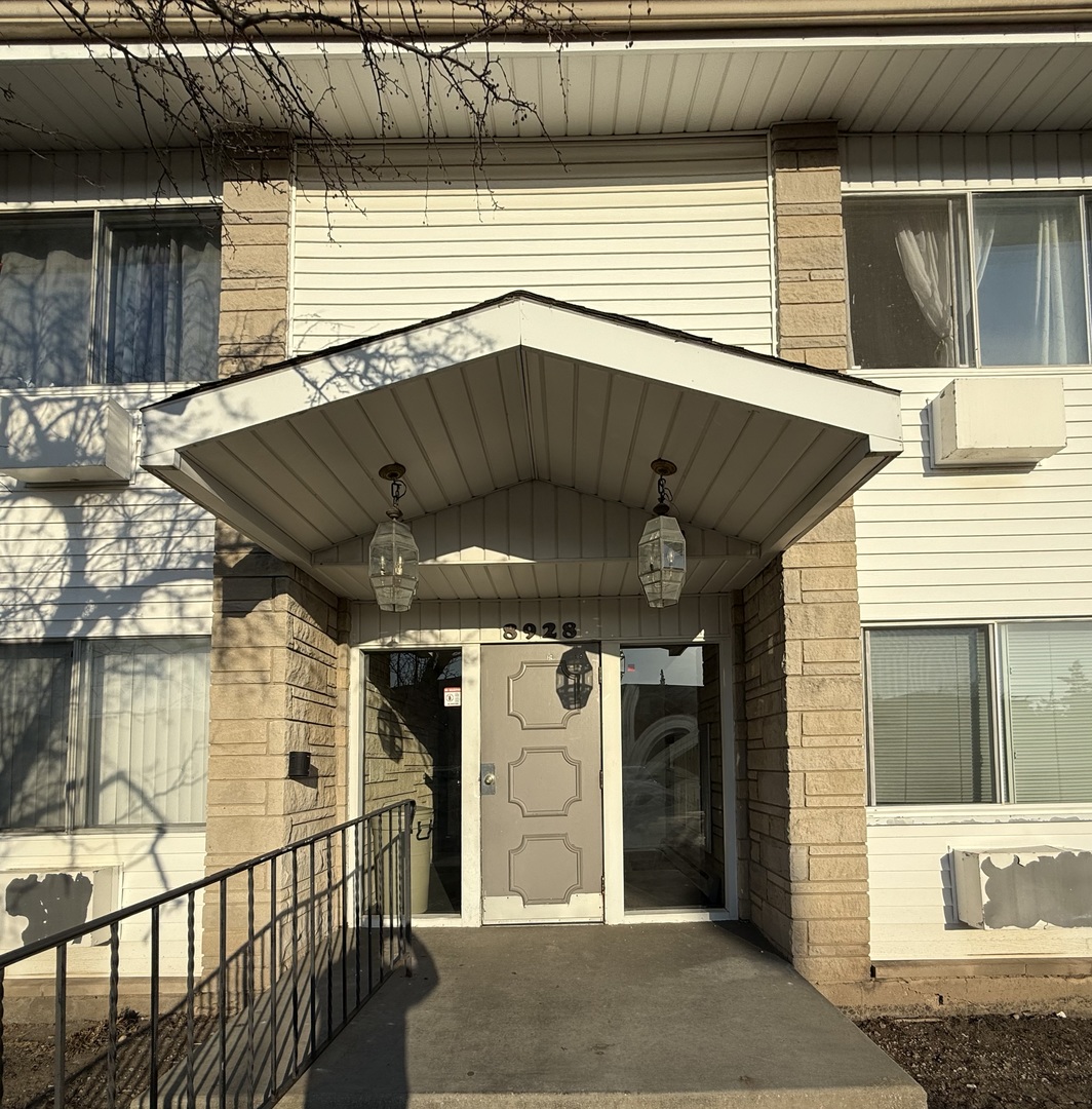 8928 Stevens Drive Unit: 1A