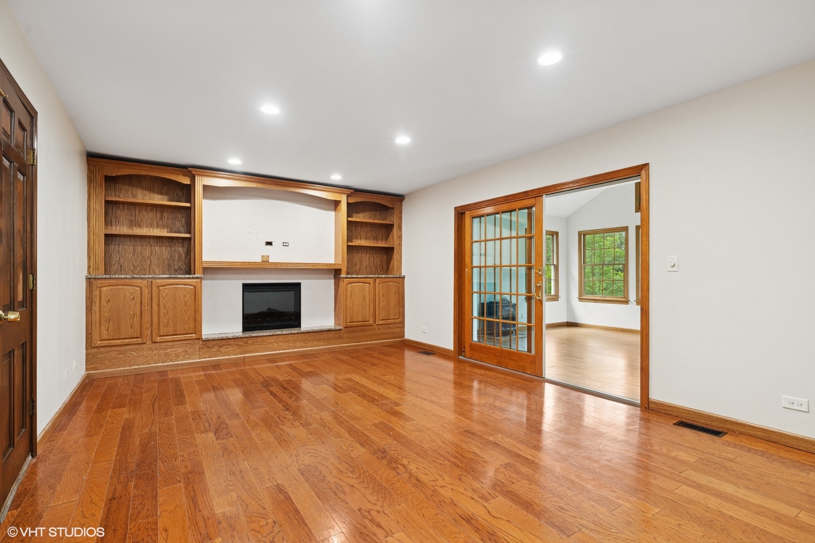 1960 Pinehurst Court