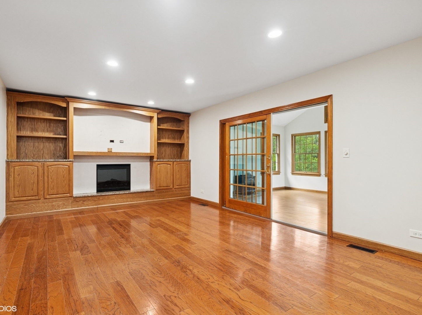 1960 Pinehurst Court