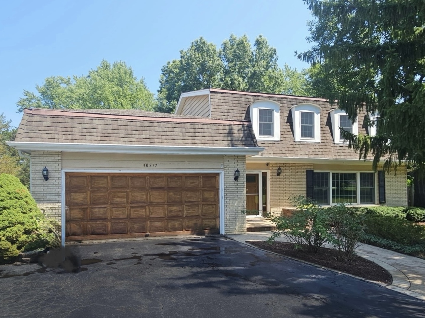 1960 Pinehurst Court
