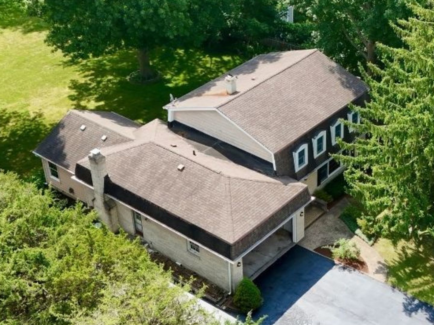 1960 Pinehurst Court