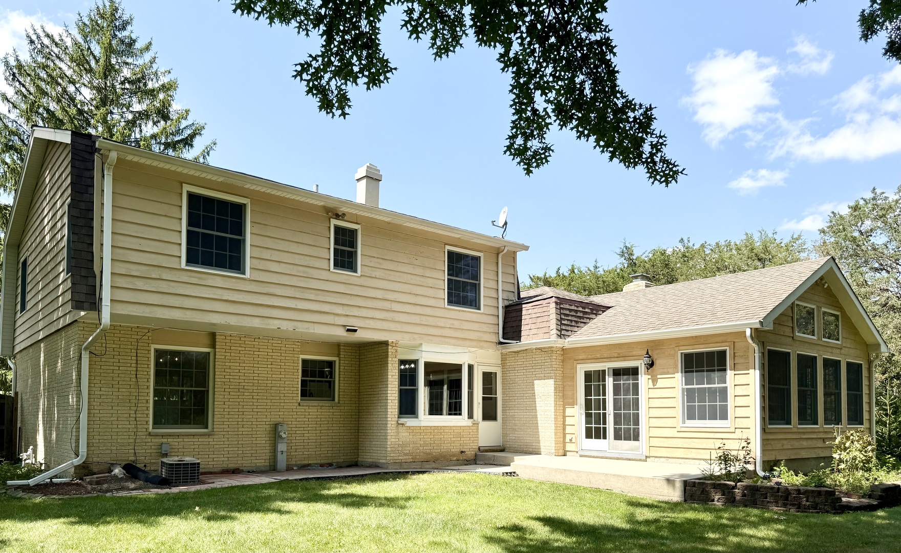 1960 Pinehurst Court
