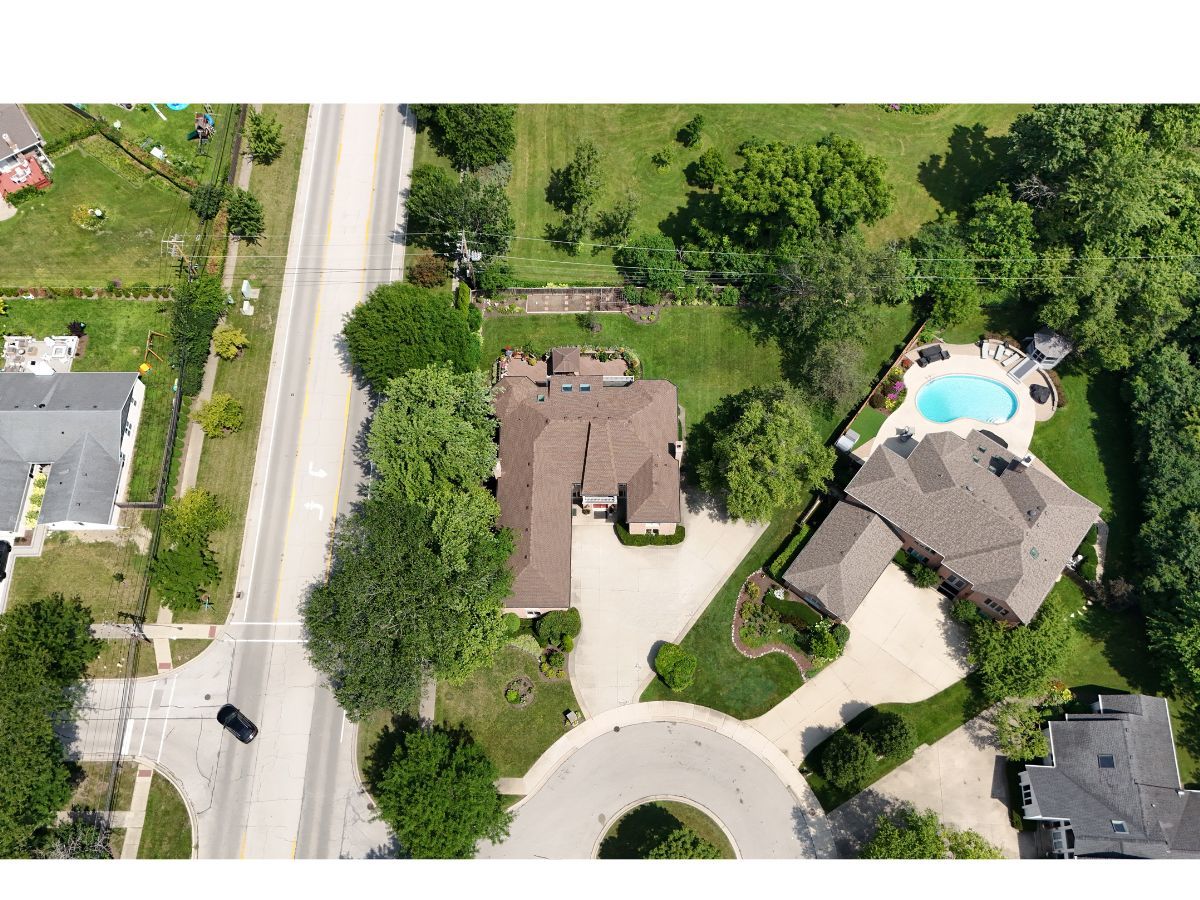 2509 Astor Court