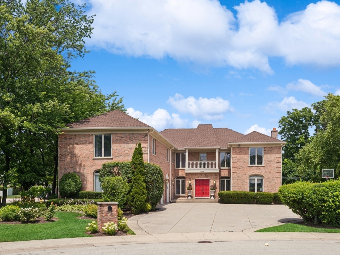 2509 Astor Court