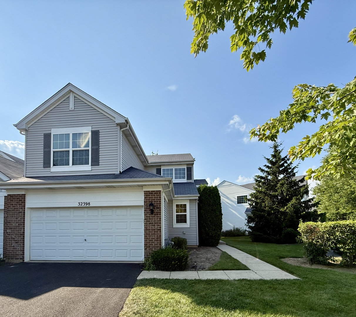 32398 Mackinac Lane