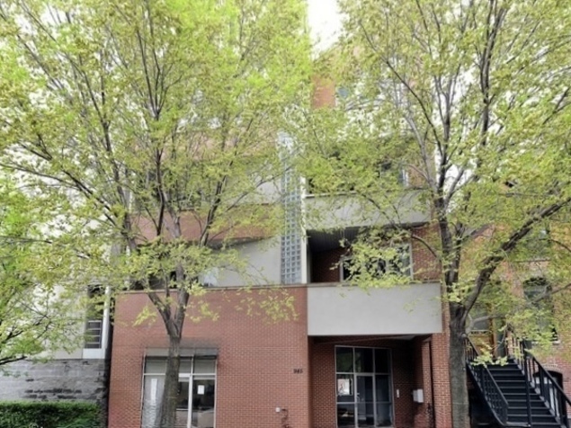 945 W Huron Street