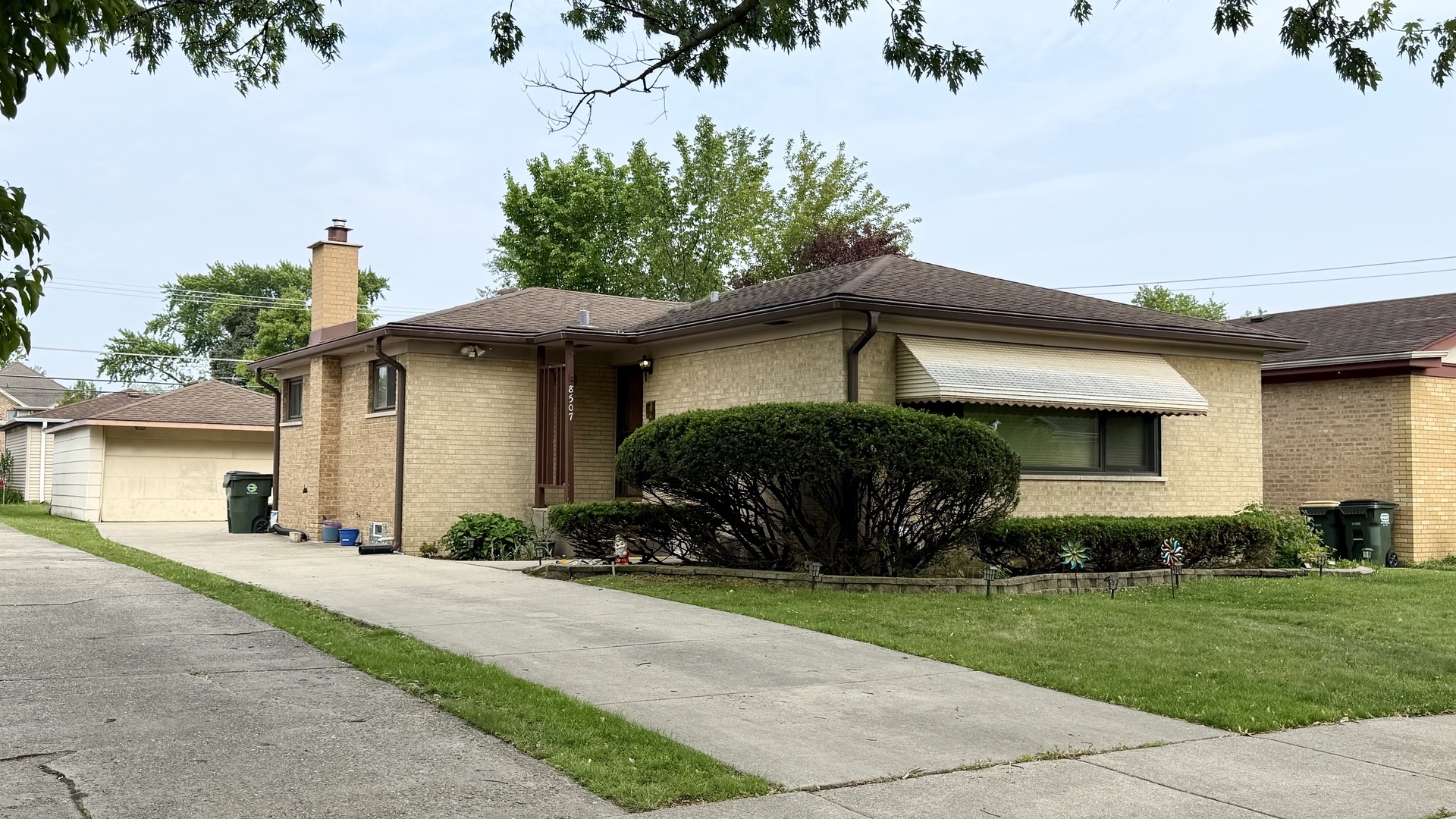 8507 N Olcott Avenue