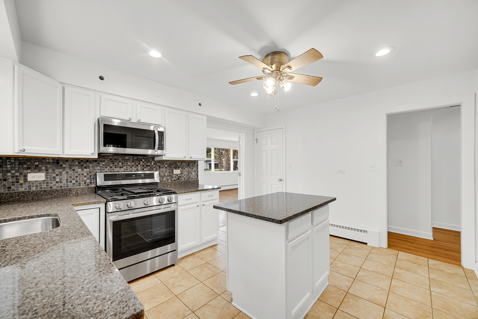 1139 Huber Lane