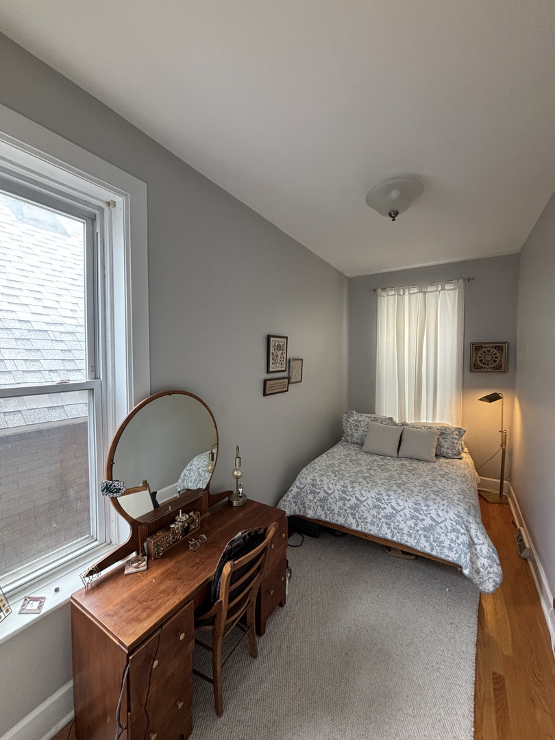 1259 W Fry Street Unit: 2S