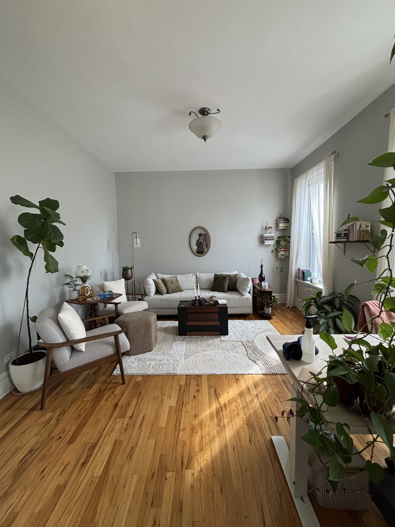 1259 W Fry Street Unit: 2S