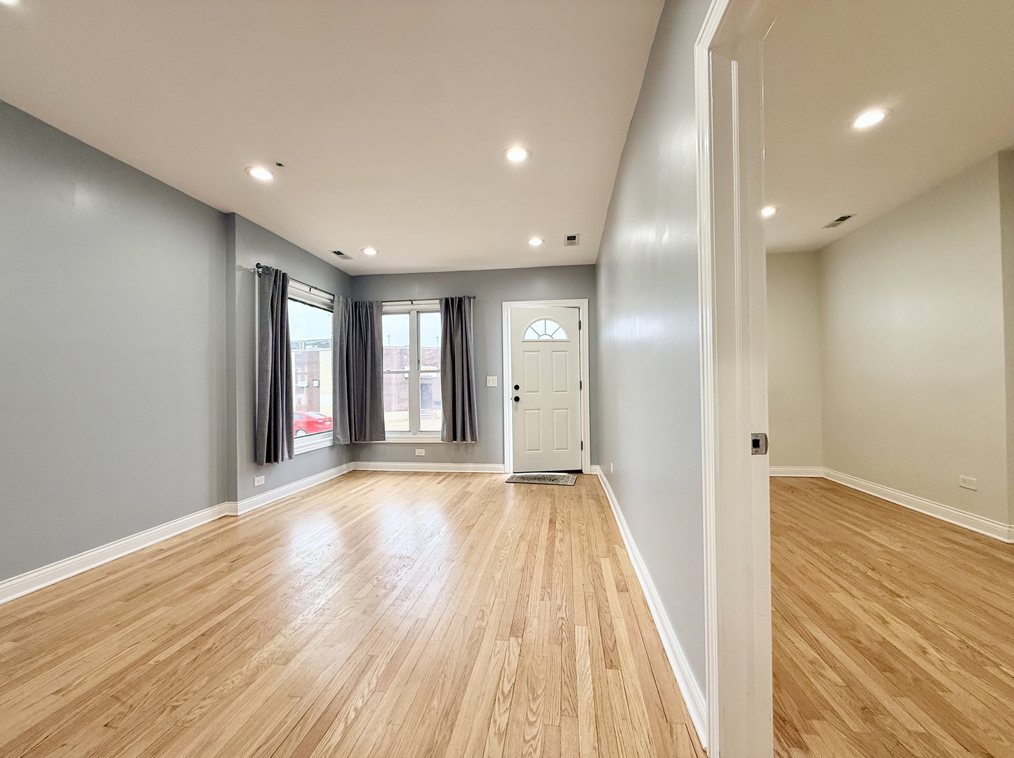 5307 N Central Avenue Unit: 1