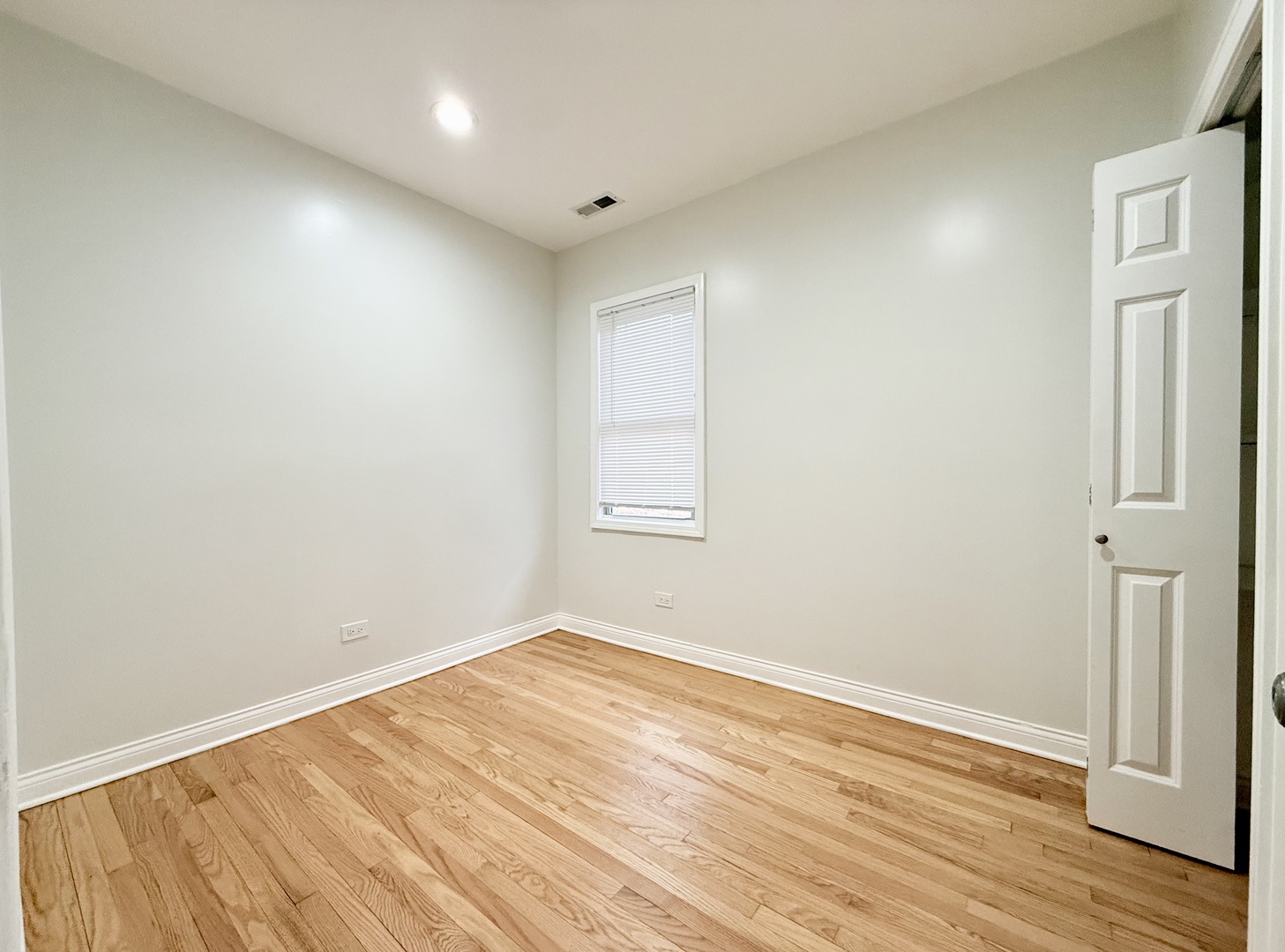 5307 N Central Avenue Unit: 1