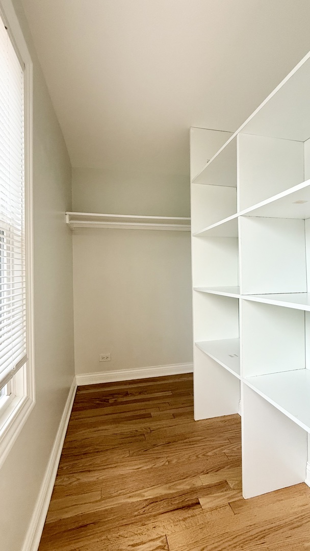 5307 N Central Avenue Unit: 1