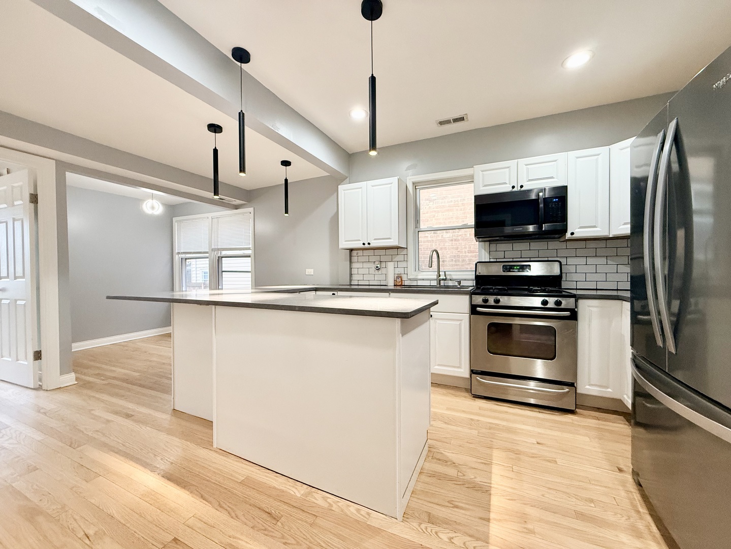 5307 N Central Avenue Unit: 1