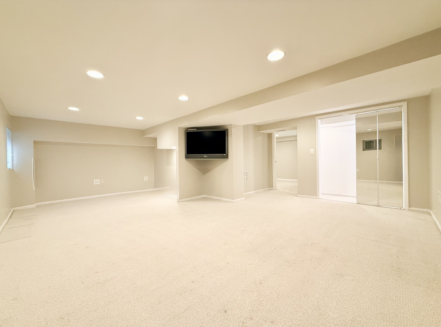 1846 Mission Hills Lane