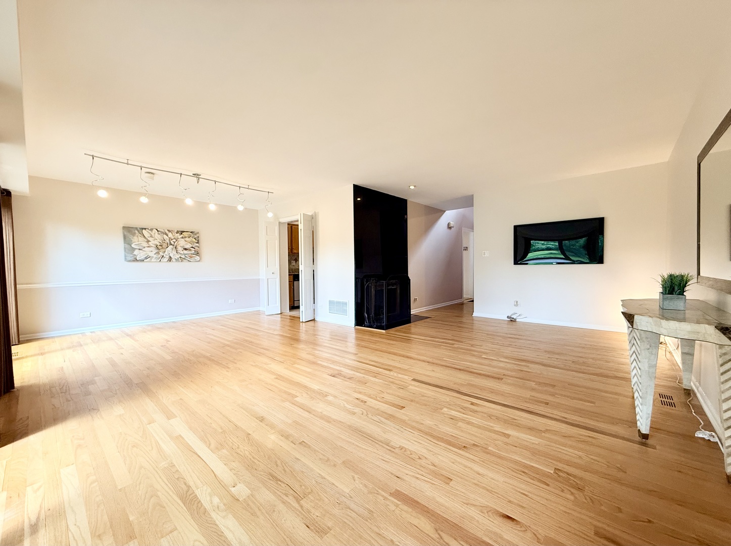 1846 Mission Hills Lane