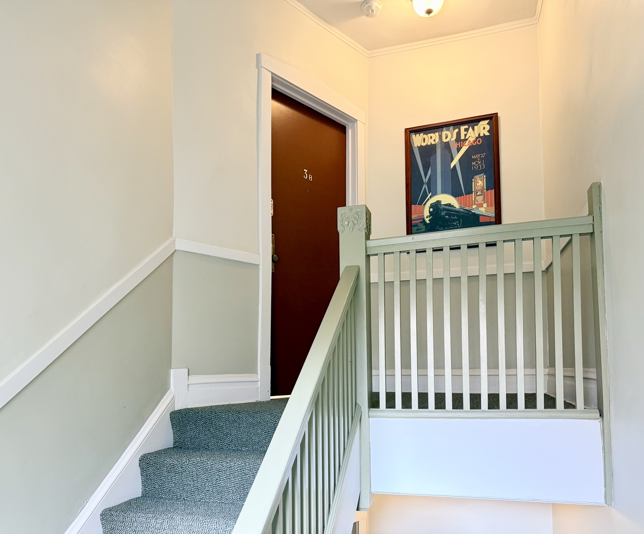 717 W Barry Avenue Unit: 3B