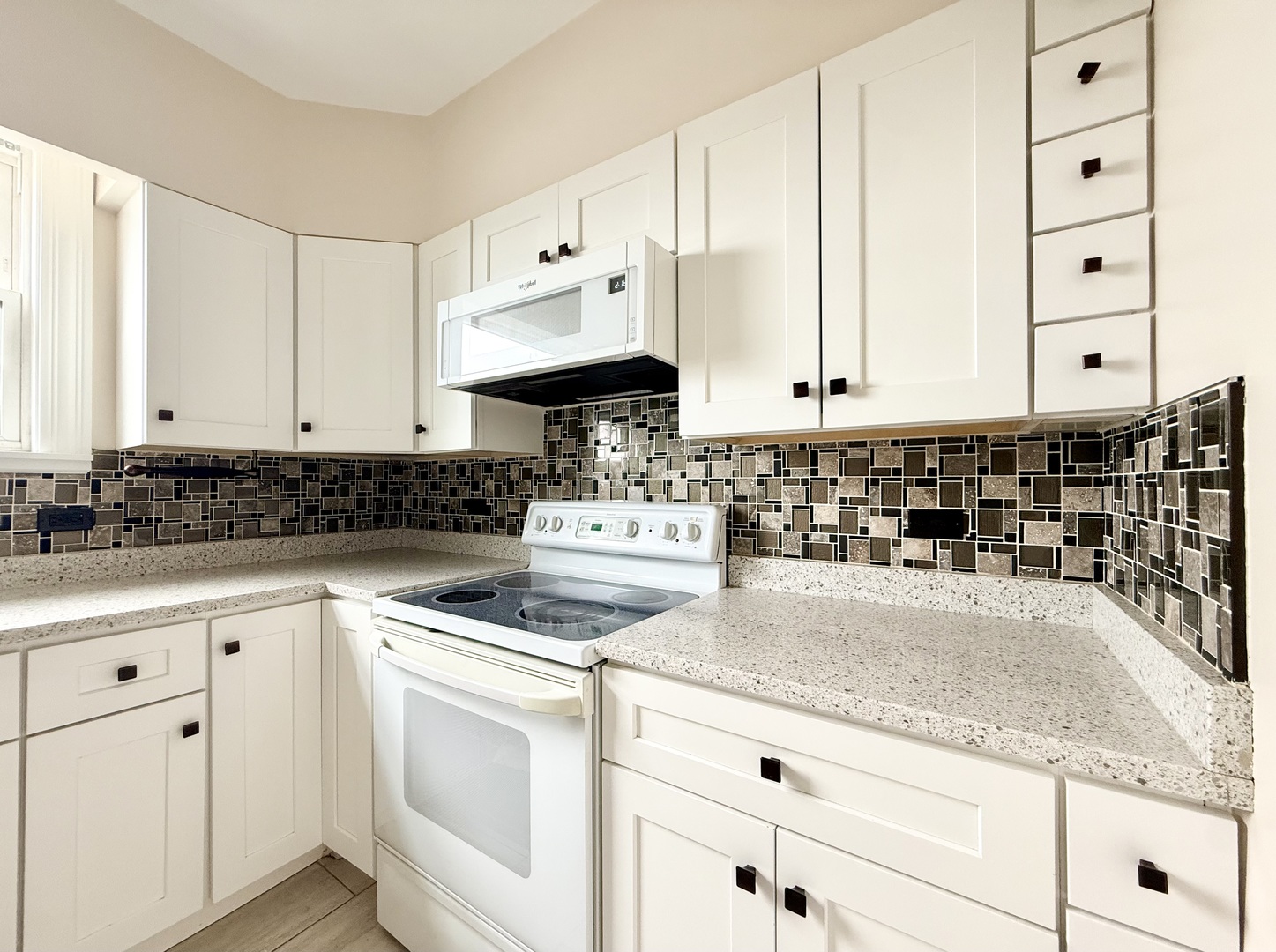 615 E Golf Road Unit: 2