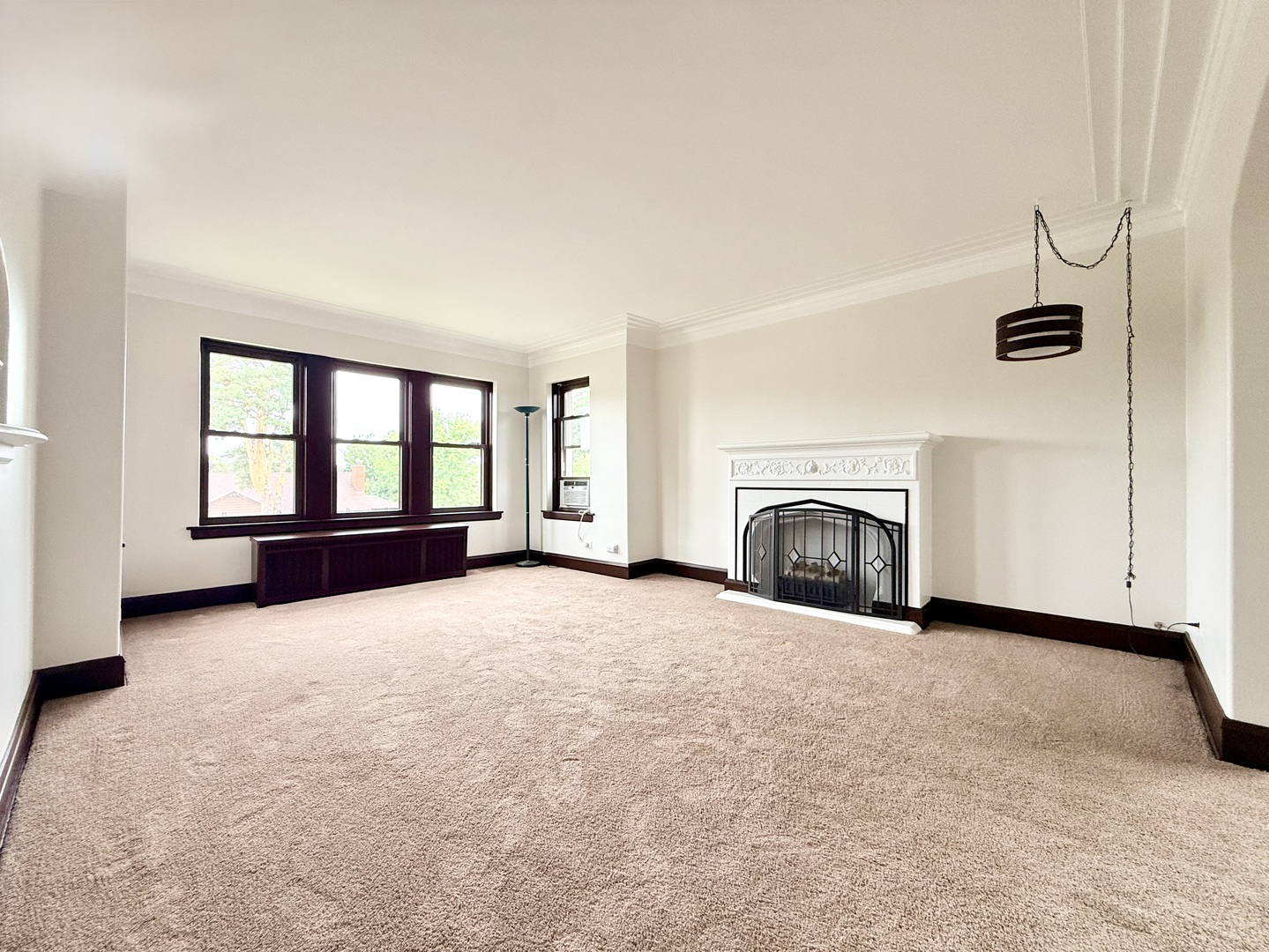 615 E Golf Road Unit: 2