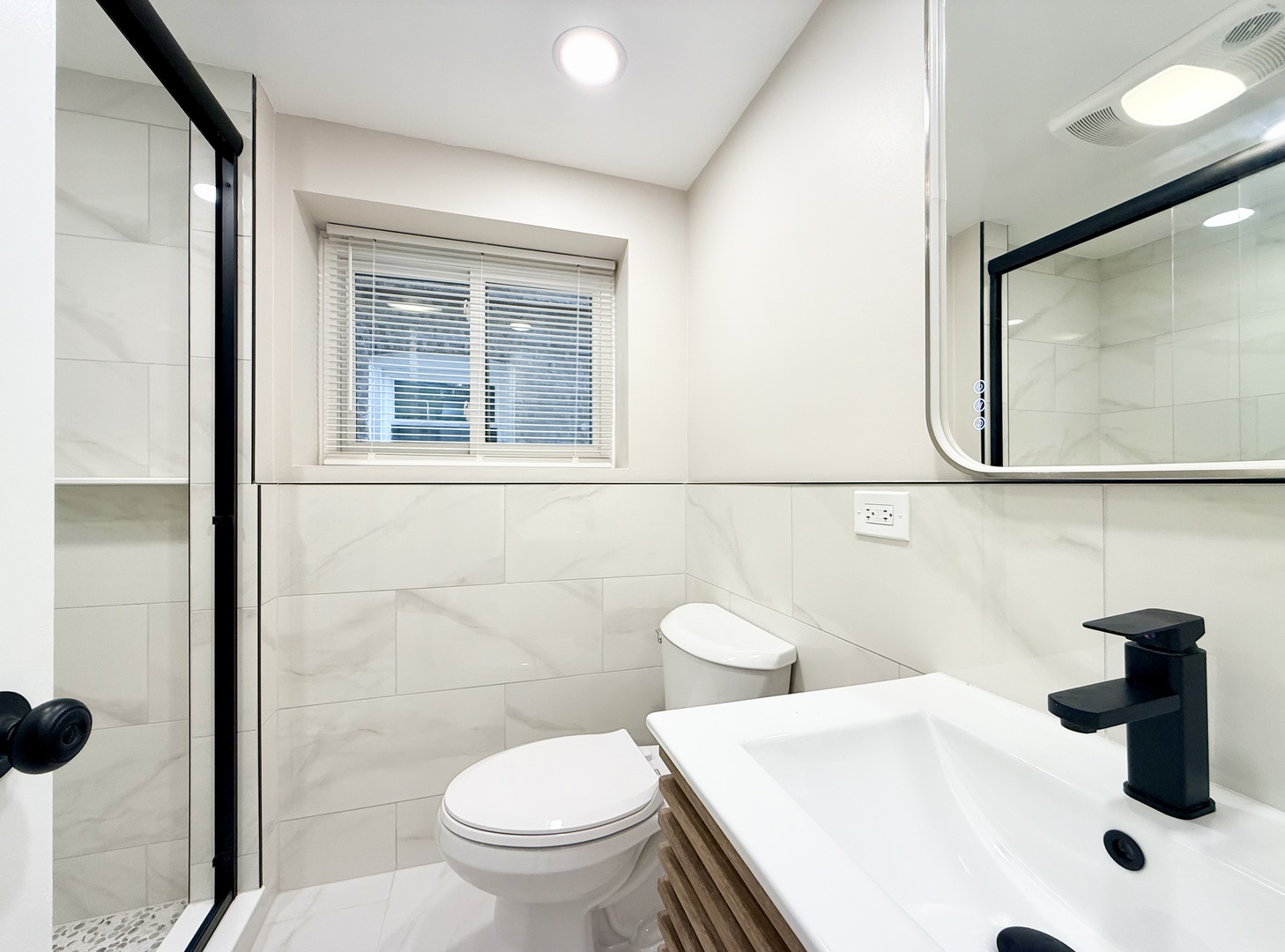 5536 N Spaulding Avenue Unit: G