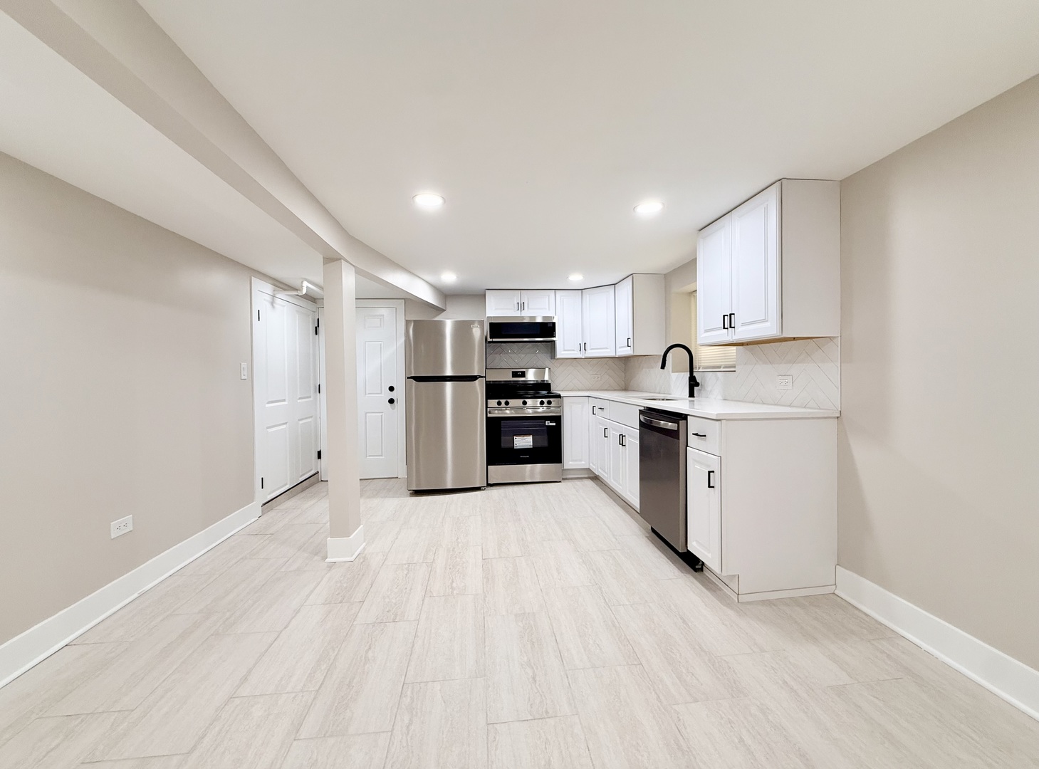 5536 N Spaulding Avenue Unit: G