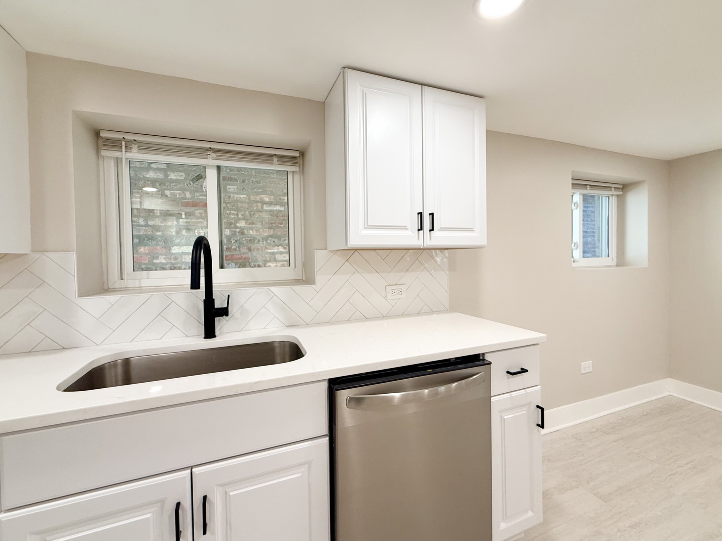 5536 N Spaulding Avenue Unit: G