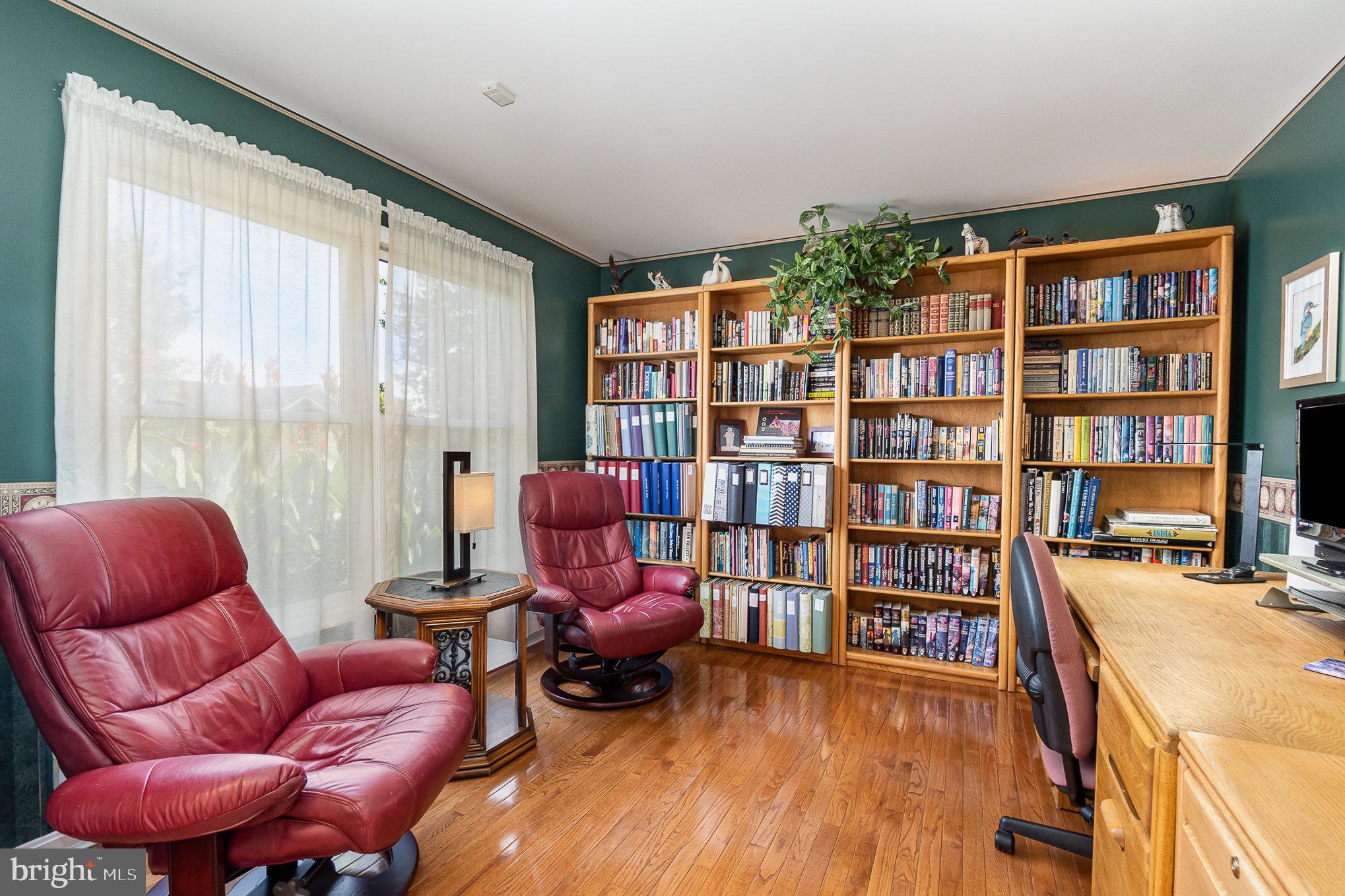 6111 Wallingford Way