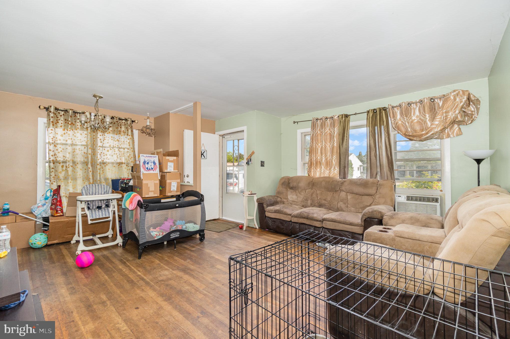 1300 Strafford Rd