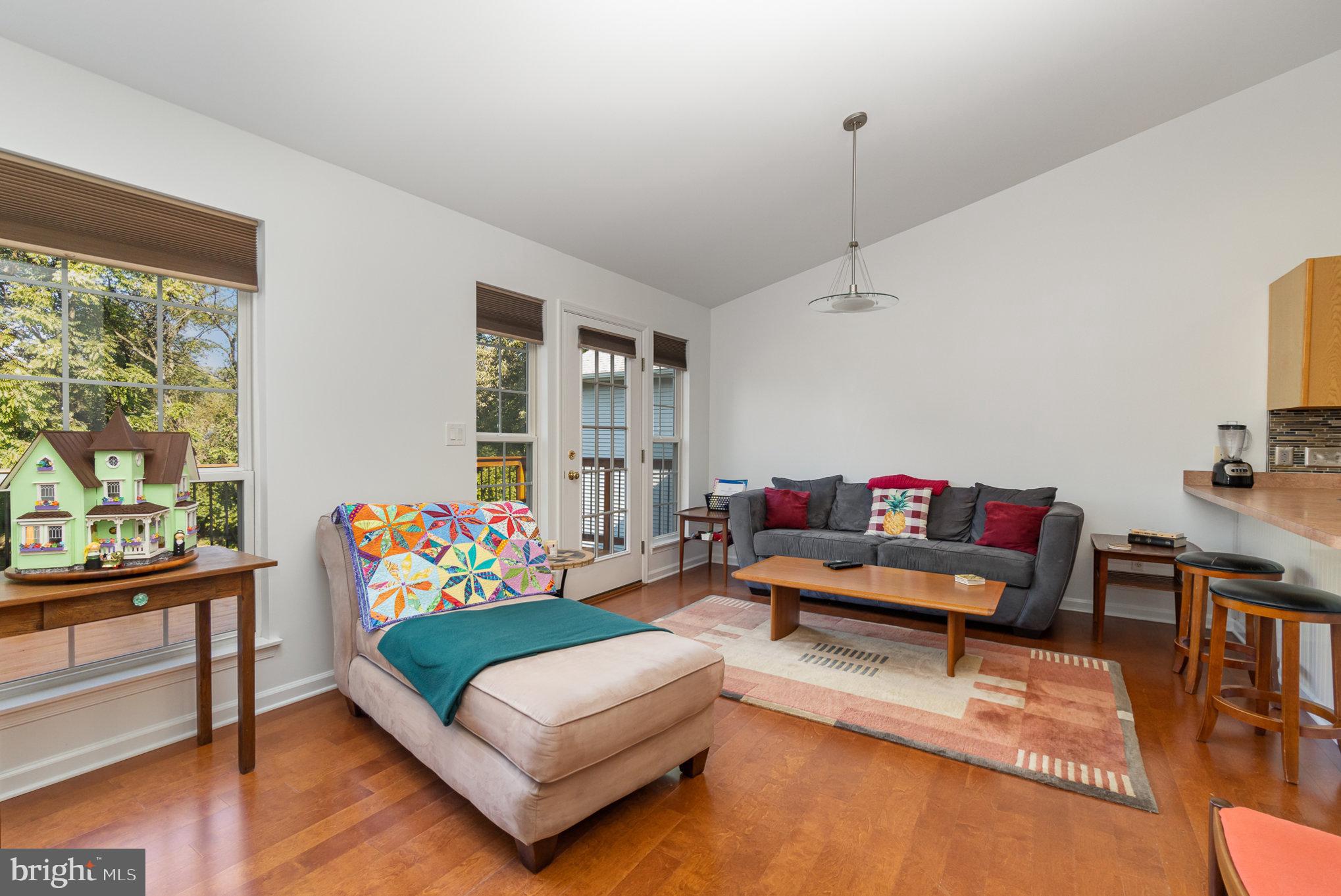 38 Tunbridge Ln